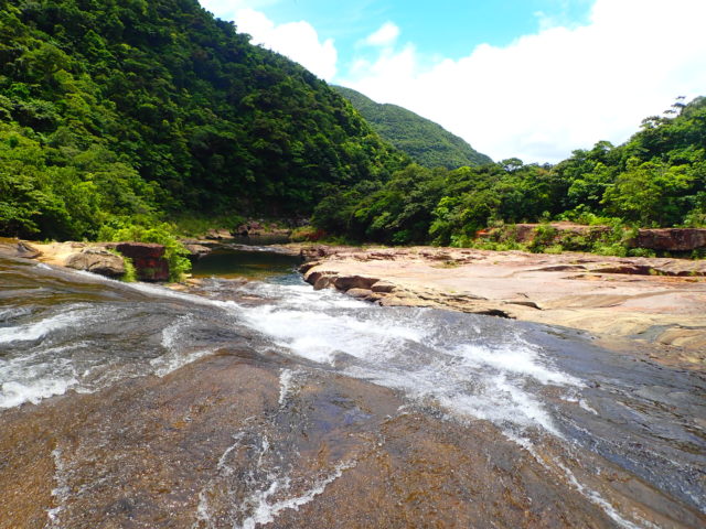 カンピレーの滝