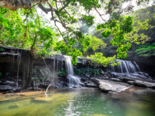 【1日】2つの川を遊びつくす！サンガラの滝SUP/カヌー&キャニオニング